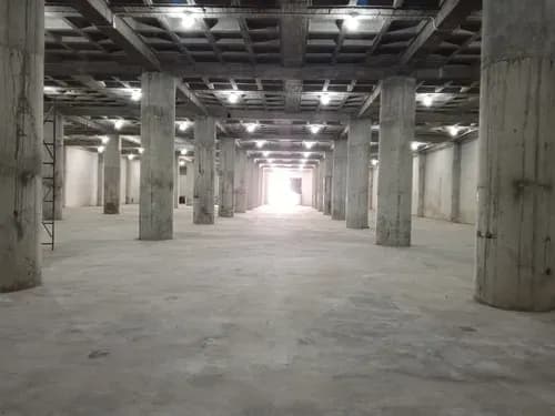 Galpón / Piso Industrial En Alquiler Ubicado En La Trinidad