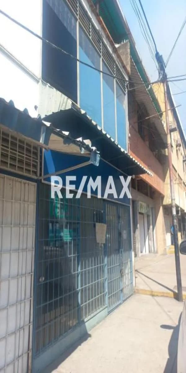 Alquiler de local de 100 metros cuadrados en el Centro de Maracay