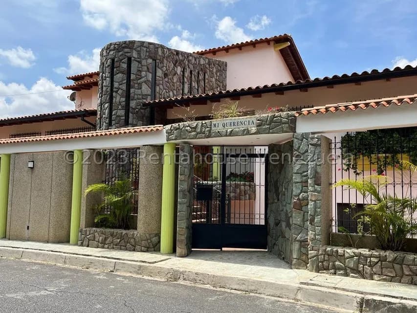 Casa (Multipes Niveles) en Venta en Pan de Azucar, Miranda