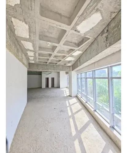 Oficina En Alquiler En Obra Gris De 175 M2- Urb. Boleíta Norte