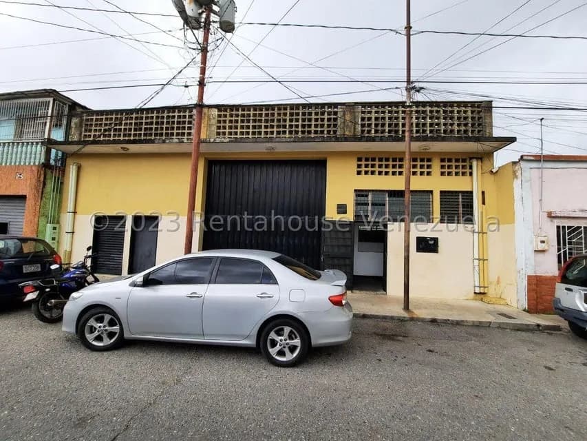 Comercial (Galpon - Deposito) en Venta en Centro, Lara