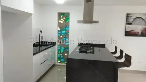 Apartamento En Alquiler En Alta Florida Remodelado Ideal Para Pareja Apartamento A Estrenar