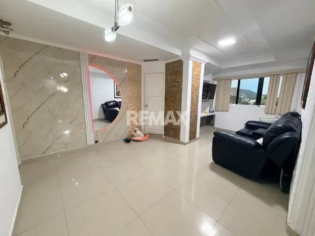 APARTAMENTO EN LA URB. EL BOSQUE RESIDENCIAL. FALCON CREST V