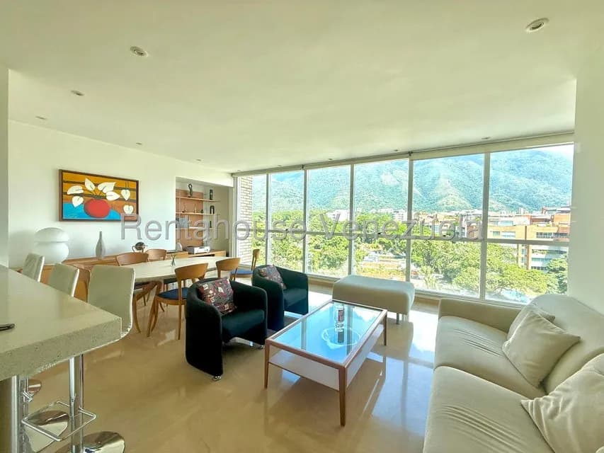 Apartamento (1 Nivel) en Alquiler en Campo Alegre, Distrito Metropolitano
