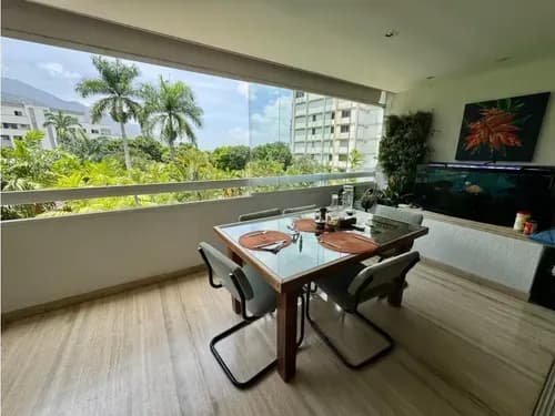 Se Alquila Apartamento 220m2 La Castellana 5947