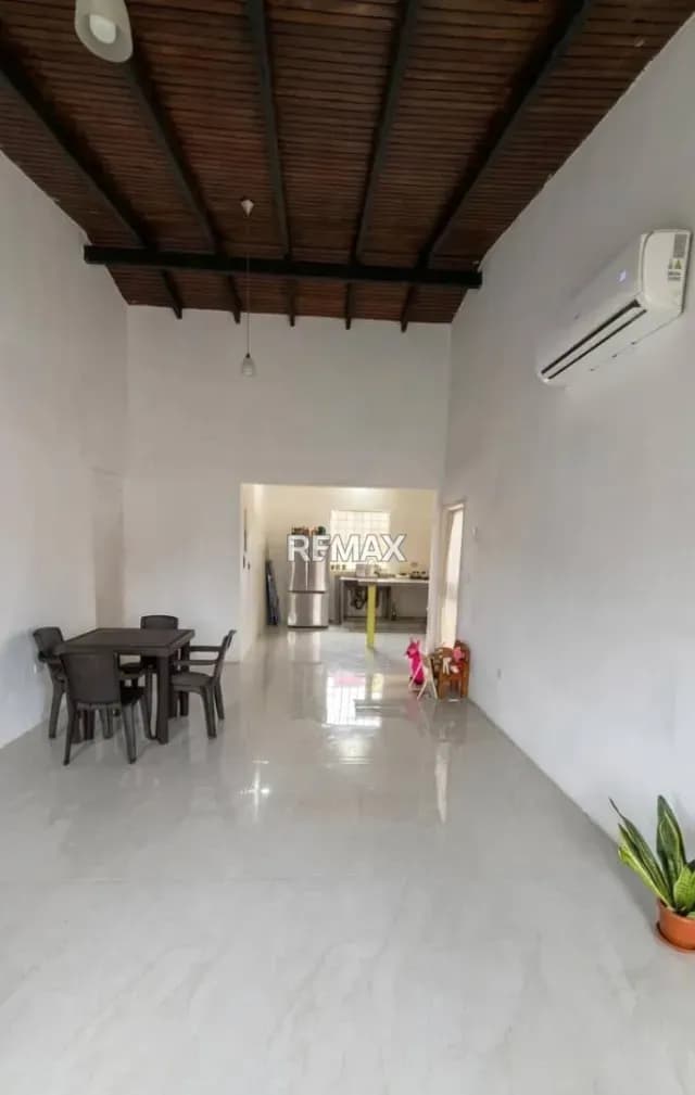 En Venta Casa en Urbanización Valle de Luna, Tipuro