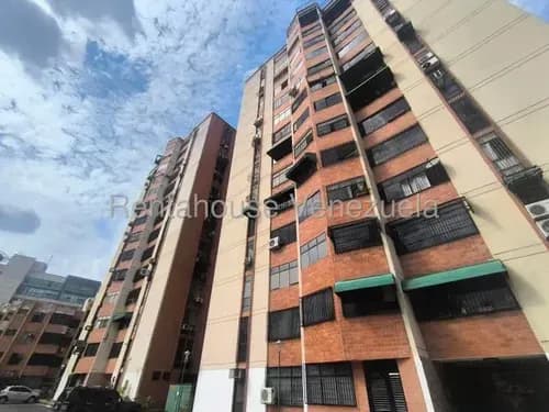 Apartamento En Venta En La Granja Naguanagua Lr Carabobo Oportunidad De Invertir Ubicacion Estrategica. Solo Clientes Directos