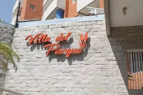 // Maria Elena Oropeza // Vende Espectacular Apartamento 121 M2 / A Estrenar / Zona Del Este De La Ciudad/ Oportunidad De Inversión Segura/ Conectado A Planta Eléctrica / En Triangulo Del Este, Lara