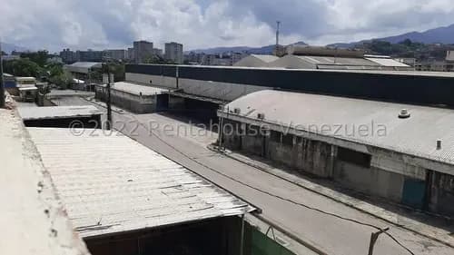 Galpon En Venta En Guarenas 23-13271 Mg