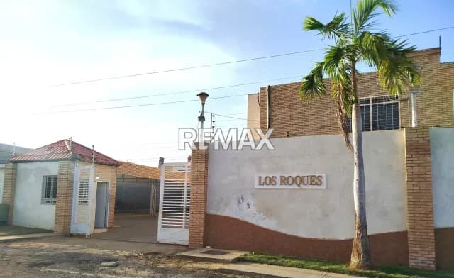TOWNHOUSE EN VENTA MONTE BELLO