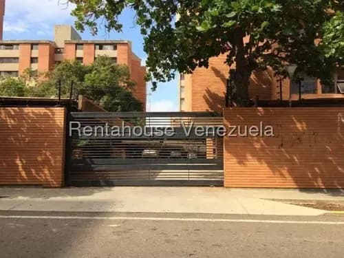 Apartamento En Alquiler En Bellas Artes Mls #26-5207 R.q