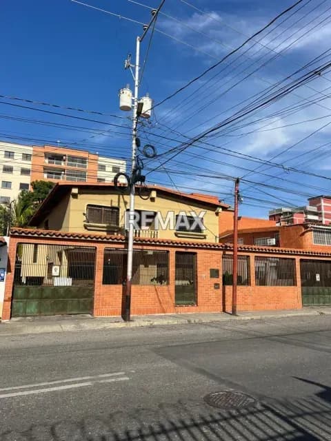 EN VENTA CASA UBICADA EN LA CALLE 54 CON CARRERA 21, BARQUISIMETO