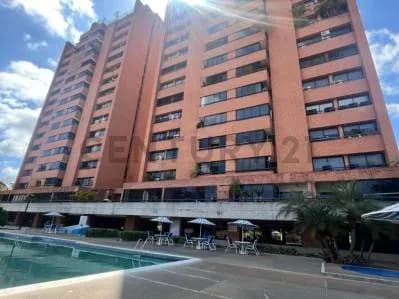 Apartamento Remodelado en La Boyera 127mts2 3ha / 3 ba / 2 pe