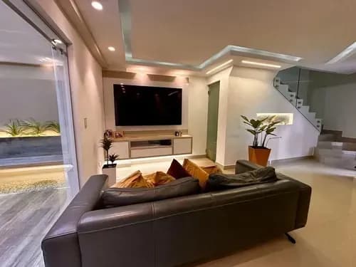 Se Vende Townhouse En Res. Altos De Acarigua, Mañongo Naguanagua. Julian Acosta 204.