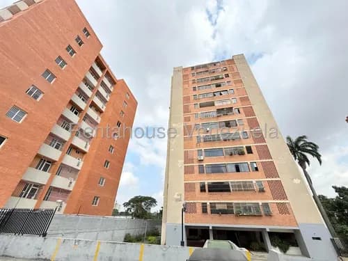 Diana Blanco Vende Hermoso Apartamento Al Este De Barquisimeto, Cerca A Los Principales Centros Comerciales, Clínicas Y Avenidas De La Ciudad.
