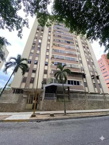 En Venta Apartamento Res. Tepuy La Trigaleña