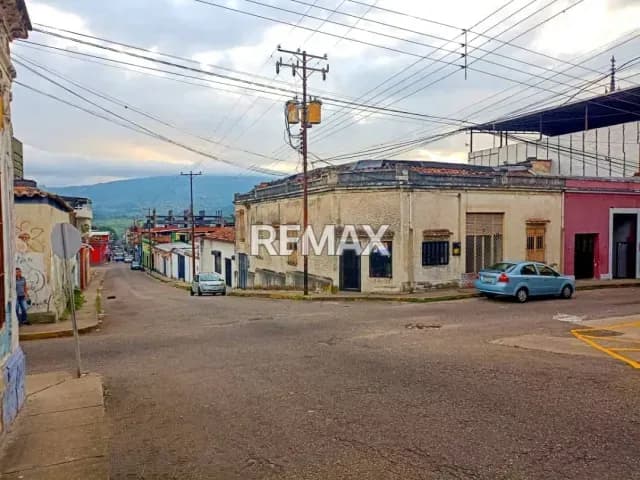 Venta Casa Doble Propósito Centro San Cristobal