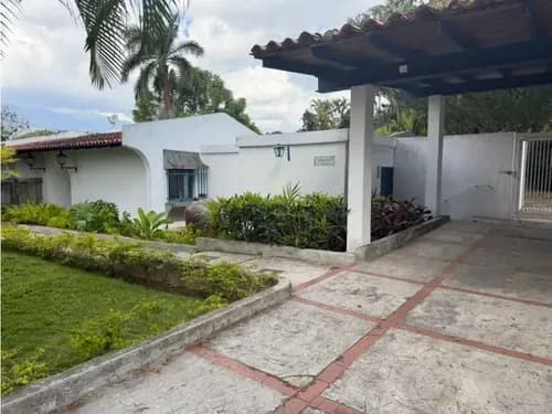 Vendo Casa 500m2 Cerro Verde 7544