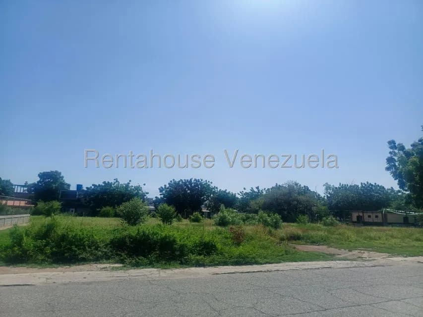 Terreno (Comercial) en Venta en Concordia, Zulia