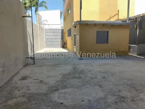 Milagros Inmuebles Local Alquiler Barquisimeto Lara Zona Centro Economica Comercial Economico Código Inmobiliaria Rent-a-house 26-6599