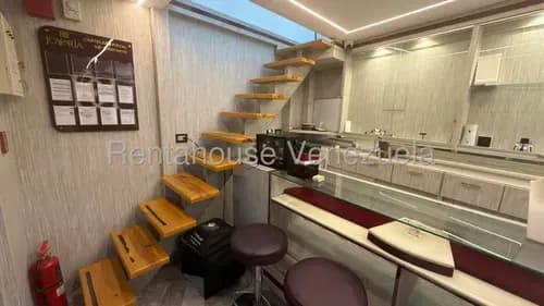 Local Comercial En Venta La Castellana Centro San Ignacio / 26-21374 Cs