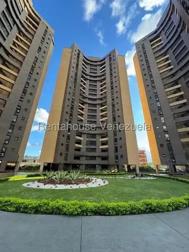 Apartamento Remodelado En Alquiler Plaza Venezuela De 45 Mtrs2 Pd