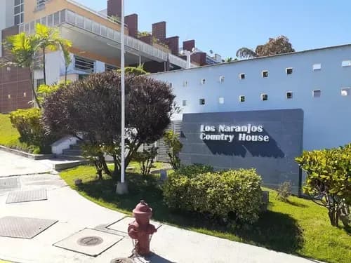 Town House Alquiler Los Naranjos
