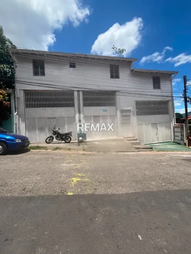 Local Comercial. Venta. Cordero