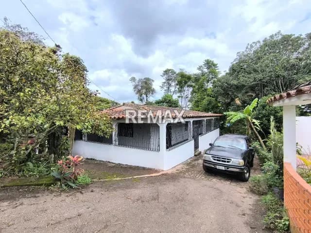 En Venta!! CASA + TERRENO Ubicado En San Rafael de cordero