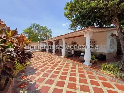 Jip 26-14563. Rentahouse Te Presenta Esta Espectacular Propiedad Diseñada Para El Confort Y El Disfrute De Todos Sus Espacios Para Compartir Momentos Especiales Con Tus Seres Queridos. El Limon