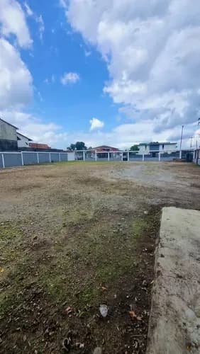 Terreno En Alquiler En El Barrio Libertador Ms