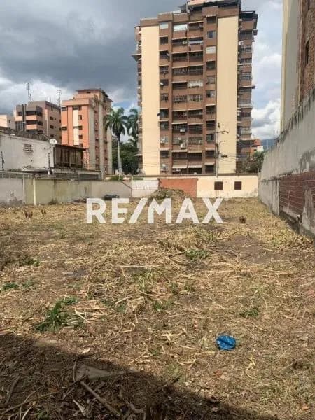 EN VENTA TERRENO