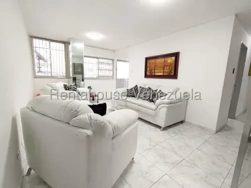 Apartamento En Venta Parroquia Altagracia. Cira Simancas. Mls #26-21865