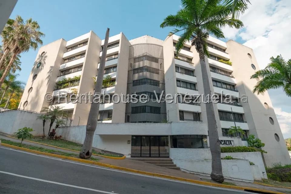 Apartamento (Penthouse) en Venta en Colinas de Valle Arriba, Distrito Metropolitano