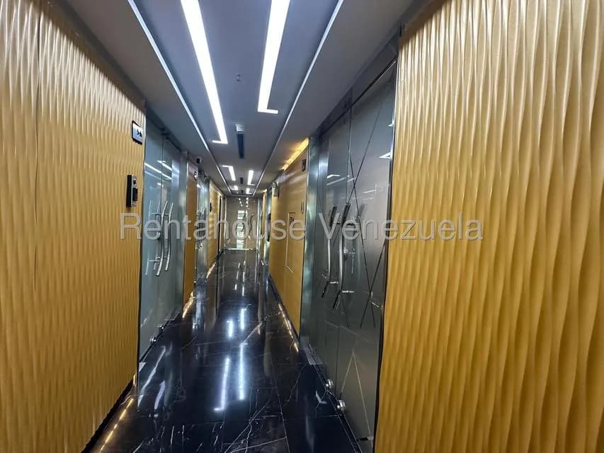 Comercial (Oficina) en Alquiler en Las Mercedes, Distrito Metropolitano