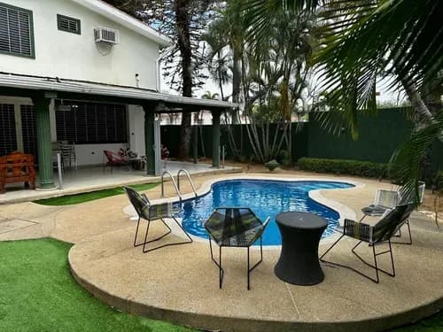 (solo Clientes) Grabiela Vende Casa Comercial O Residencial Con Piscina Urb La Viña Valencia