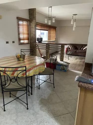 Apartamento En Venta Urb El Parral Venezuela 220 Mts2. F. R