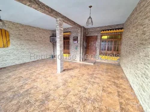 Juan Carlos González. Renta House Carabobo Alquila Casa Urb. La Esmeralda San Diego Mls #26-11706 Rah/jcg.
