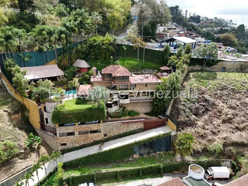 Casa (Multipes Niveles) en Venta en Alto Hatillo, Distrito Metropolitano