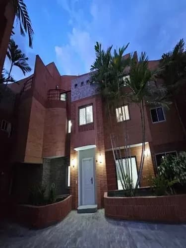 Sky Group Elite Ofrece En Venta Town House Ubicado En Conjunto Residencial Villa Amalfi En Sector Piedra Pintada