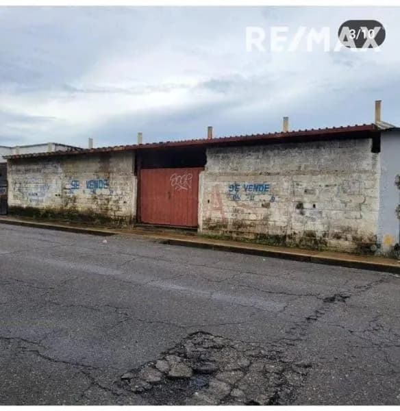 En Venta Local Comercial ubicado en Guanare, Sector El Cementerio, Calle 17 entre Carreras 12 y 13, Guanare, Portuguesa, Venezuela