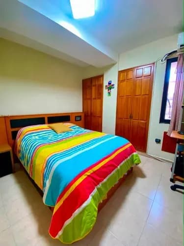 Excelente Apartamento Totalmente Amoblado Y Equipado Con Doble Puesto Techado Y Tanque Sobredimensionado Urbanización Las Chimeneas, Residencias Alto Claro