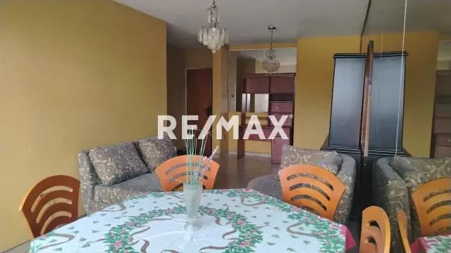 SE ALQUILA APARTAMENTO EN EL OESTE