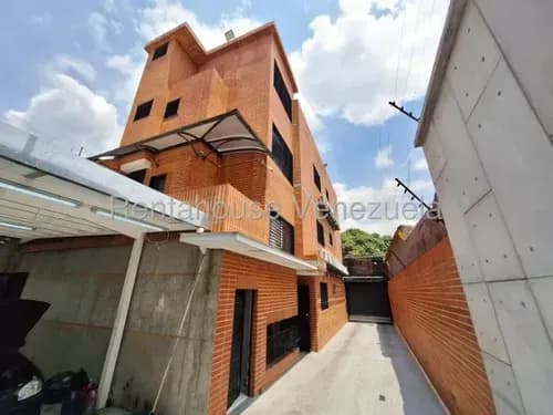 Edificio En Alquiler Ubicado En La Candelaria Valencia Carabobo Codigo 26-14325