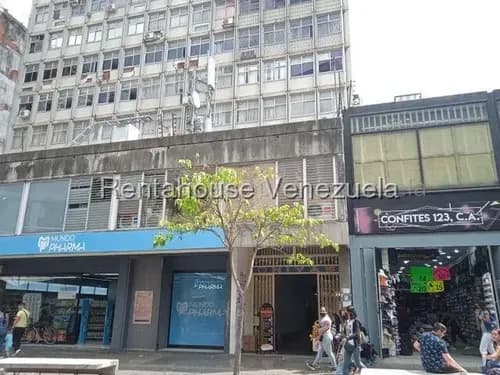 Estupenda Oficina En El Boulevard De Sabana Grande, No Dejes Pasar Esta Oportunidad! Belkis 25-21048