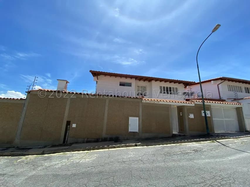 Casa (Multipes Niveles) en Venta en Alto Prado, Distrito Metropolitano