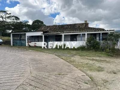 En Alquiler Bella Casa de Campo Ubicada en Los Tamucos, Monte Carmelo, municipio Andrés Bello del Estado Táchira