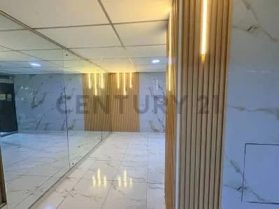 Venta de cómodo y espacioso apartamento en La Candelaria , Caracas