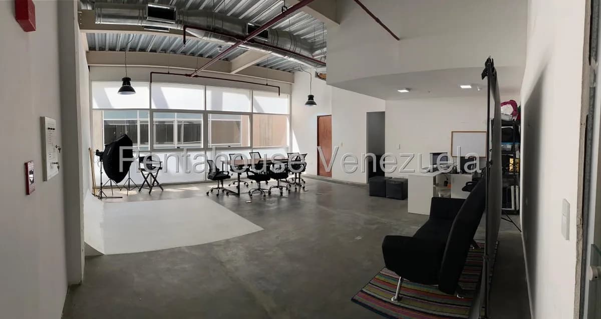 Comercial (Oficina) en Venta en Cerro Verde, Distrito Metropolitano