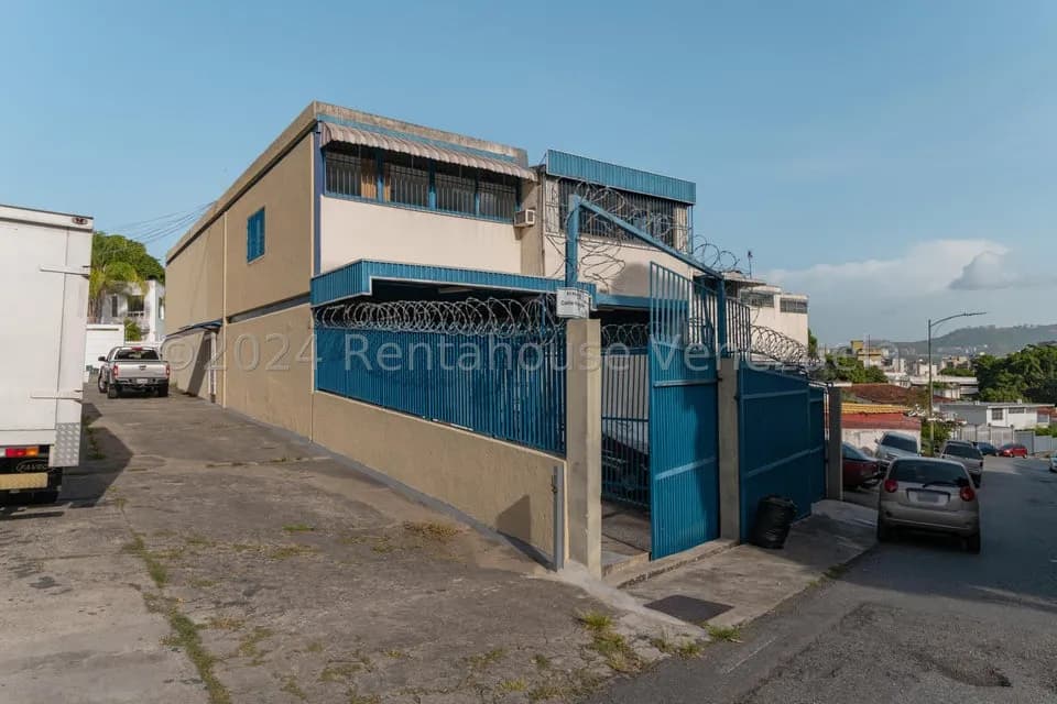 Comercial (Local Comercial) en Alquiler en El Marques, Distrito Metropolitano
